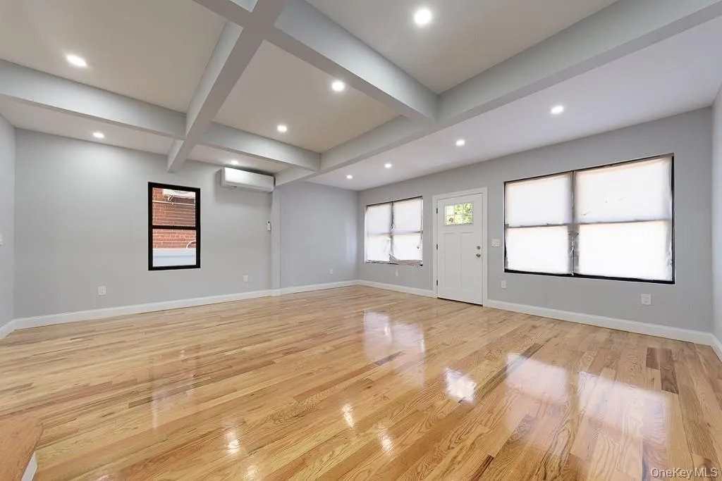 19716 Linden Boulevard, New York, NY, 5 Bedrooms Bedrooms, 10 Rooms Rooms,3 BathroomsBathrooms,Residential,For Rent,Linden,0,1051077 19716 Linden Boulevard, New York, NY, 5 Bedrooms Bedrooms, 10 Rooms Rooms,3 BathroomsBathrooms,Residential,For Rent,Linden,0,1051077