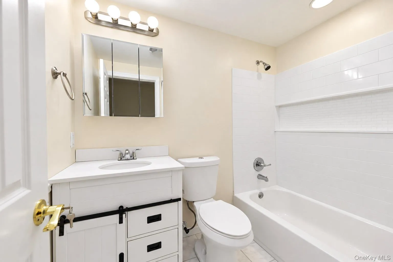 46 Lake Shore Drive, Somers, NY, 1 Bedroom Bedrooms, 4 Rooms Rooms,1 BathroomBathrooms,Residential,For Rent,Lake Shore,0,1051081 46 Lake Shore Drive, Somers, NY, 1 Bedroom Bedrooms, 4 Rooms Rooms,1 BathroomBathrooms,Residential,For Rent,Lake Shore,0,1051081