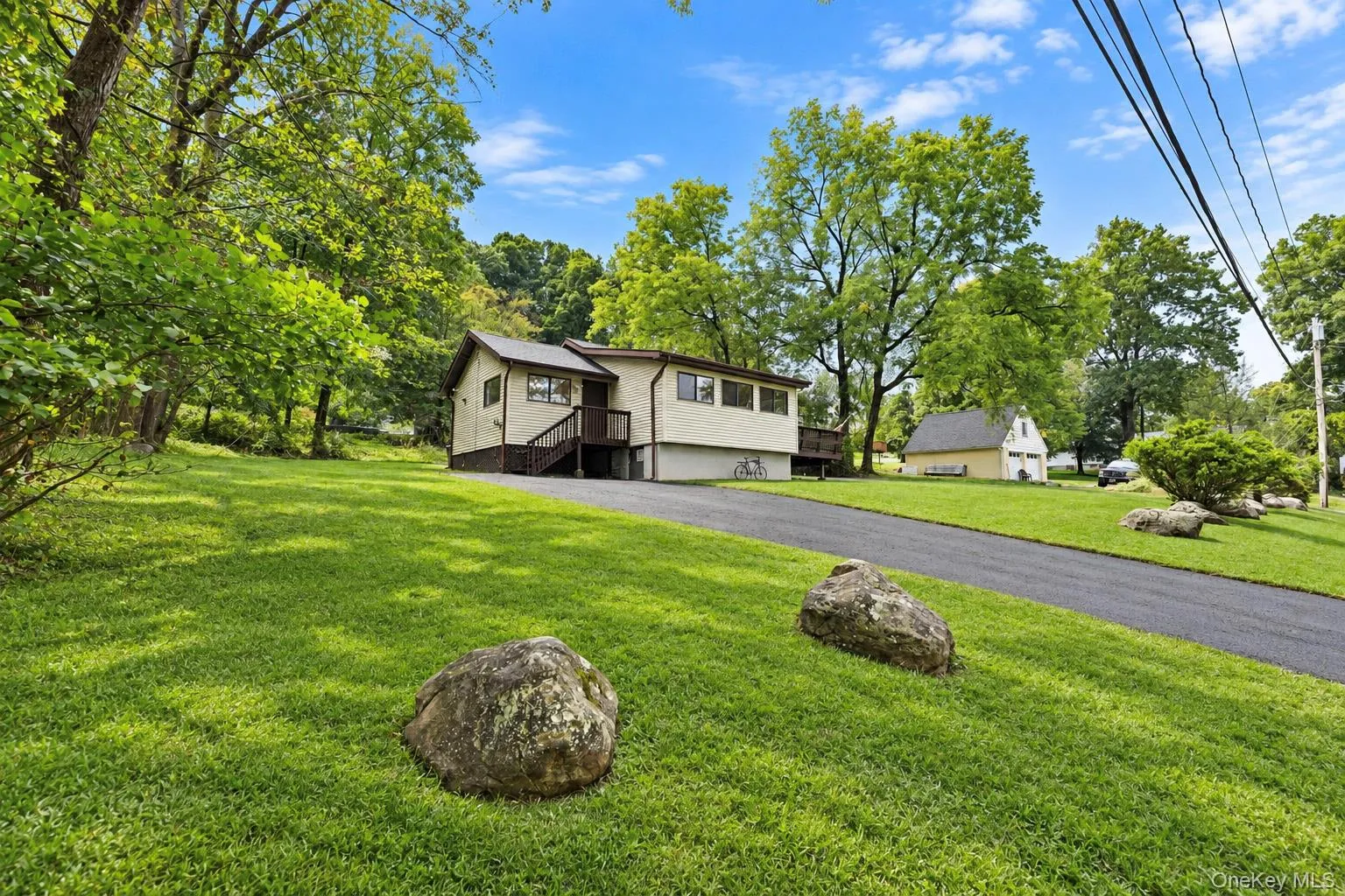 46 Lake Shore Drive, Somers, NY, 1 Bedroom Bedrooms, 4 Rooms Rooms,1 BathroomBathrooms,Residential,For Rent,Lake Shore,0,1051081 46 Lake Shore Drive, Somers, NY, 1 Bedroom Bedrooms, 4 Rooms Rooms,1 BathroomBathrooms,Residential,For Rent,Lake Shore,0,1051081