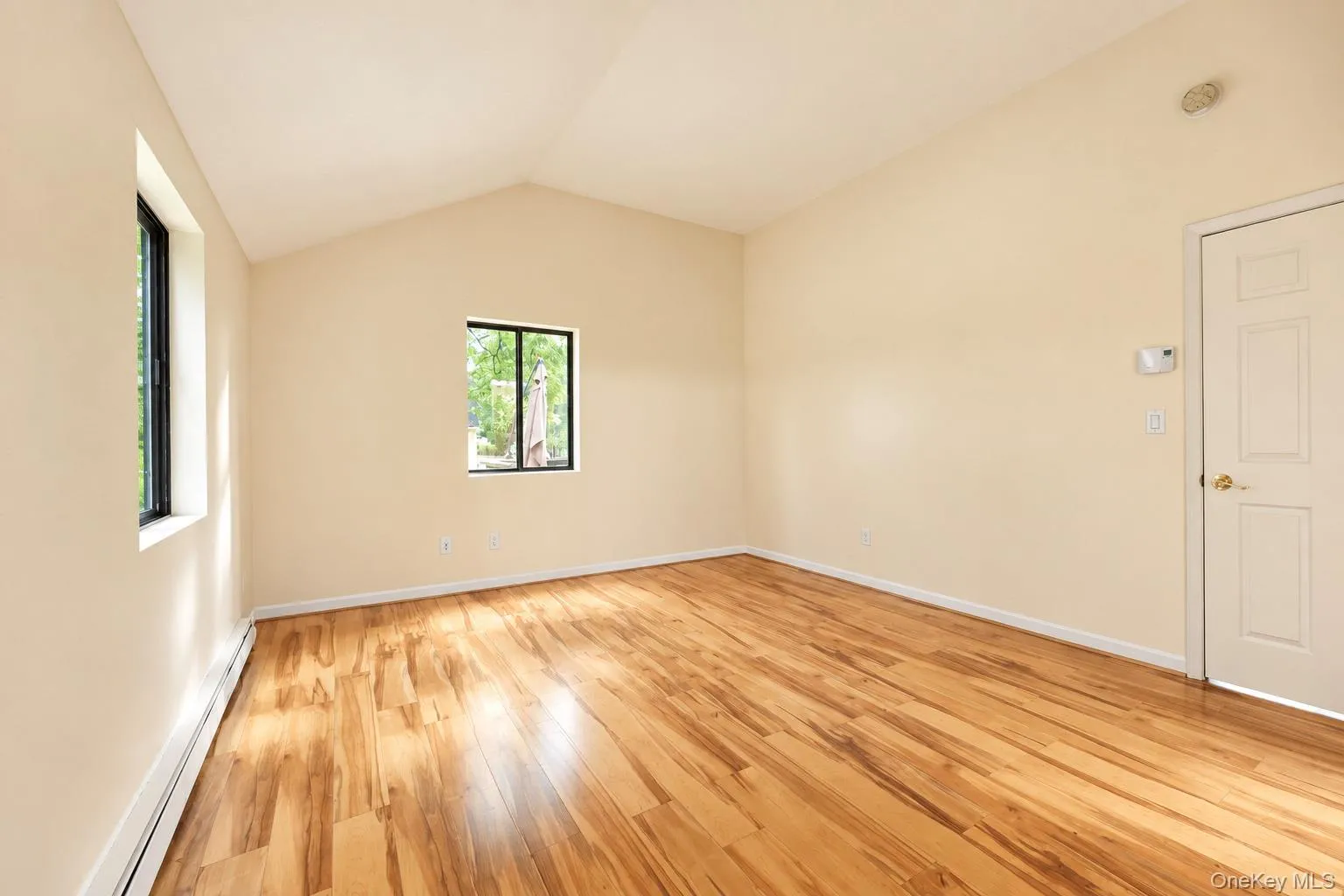 46 Lake Shore Drive, Somers, NY, 1 Bedroom Bedrooms, 4 Rooms Rooms,1 BathroomBathrooms,Residential,For Rent,Lake Shore,0,1051081 46 Lake Shore Drive, Somers, NY, 1 Bedroom Bedrooms, 4 Rooms Rooms,1 BathroomBathrooms,Residential,For Rent,Lake Shore,0,1051081