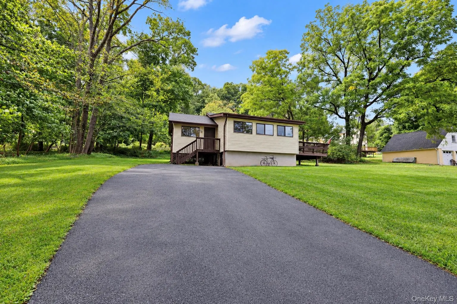 46 Lake Shore Drive, Somers, NY, 1 Bedroom Bedrooms, 4 Rooms Rooms,1 BathroomBathrooms,Residential,For Rent,Lake Shore,0,1051081 46 Lake Shore Drive, Somers, NY, 1 Bedroom Bedrooms, 4 Rooms Rooms,1 BathroomBathrooms,Residential,For Rent,Lake Shore,0,1051081