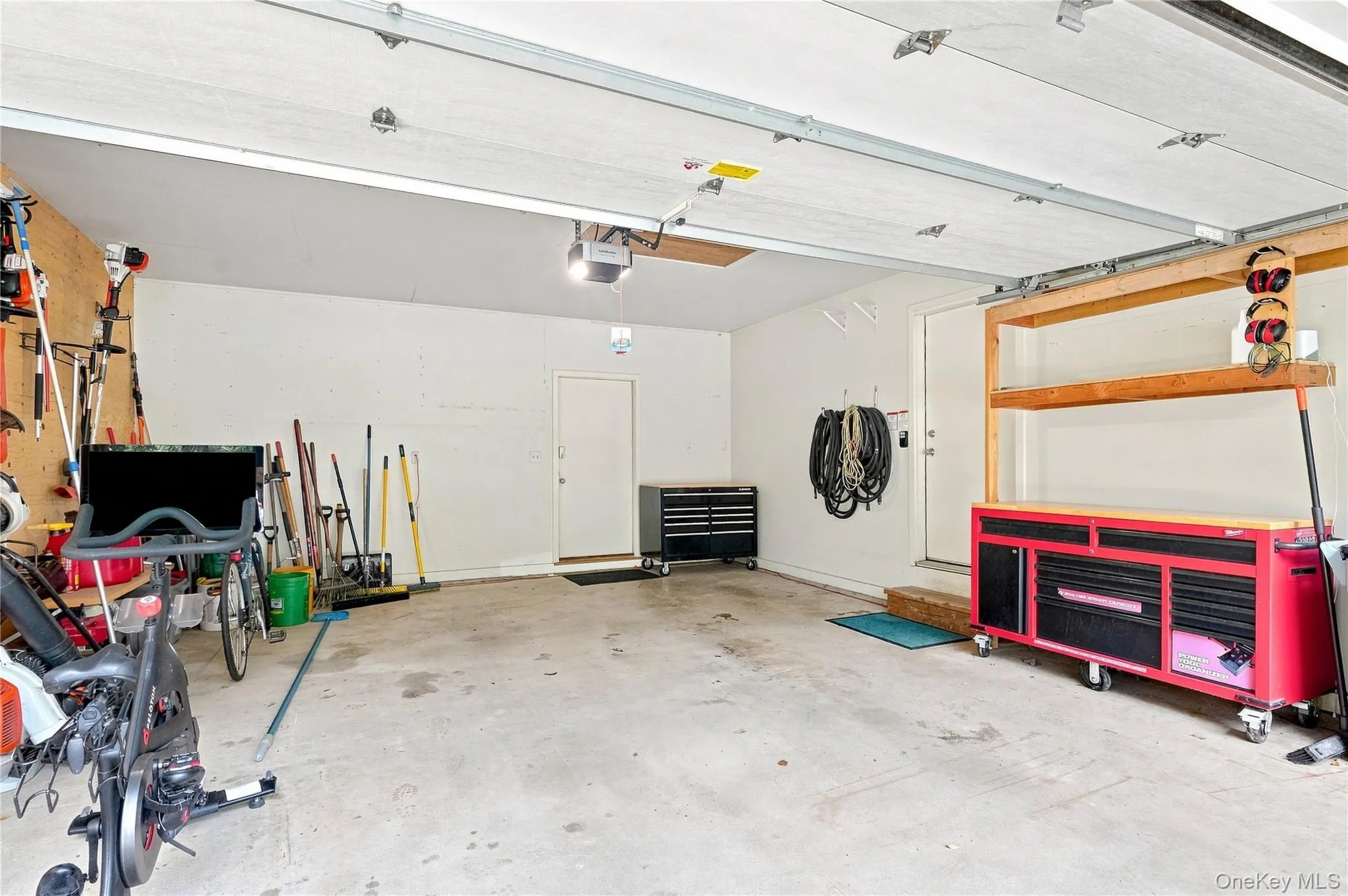 74 Ring Road, Pleasant Valley, NY, 3 Bedrooms Bedrooms, 9 Rooms Rooms,2 BathroomsBathrooms,Residential,For Rent,Ring,0,1051082 74 Ring Road, Pleasant Valley, NY, 3 Bedrooms Bedrooms, 9 Rooms Rooms,2 BathroomsBathrooms,Residential,For Rent,Ring,0,1051082