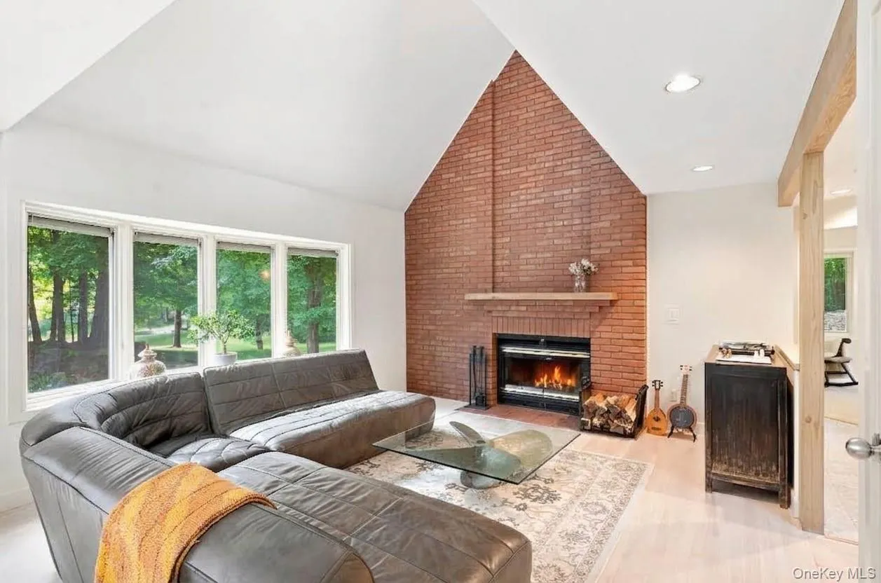 74 Ring Road, Pleasant Valley, NY, 3 Bedrooms Bedrooms, 9 Rooms Rooms,2 BathroomsBathrooms,Residential,For Rent,Ring,0,1051082 74 Ring Road, Pleasant Valley, NY, 3 Bedrooms Bedrooms, 9 Rooms Rooms,2 BathroomsBathrooms,Residential,For Rent,Ring,0,1051082