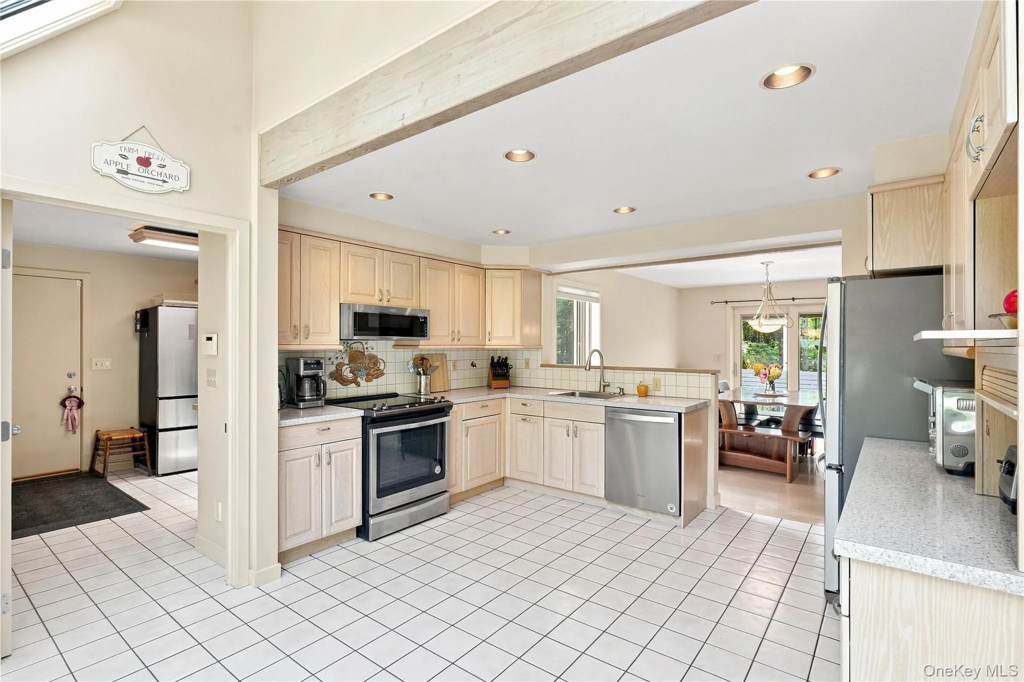 74 Ring Road, Pleasant Valley, NY, 3 Bedrooms Bedrooms, 9 Rooms Rooms,2 BathroomsBathrooms,Residential,For Rent,Ring,0,1051082 74 Ring Road, Pleasant Valley, NY, 3 Bedrooms Bedrooms, 9 Rooms Rooms,2 BathroomsBathrooms,Residential,For Rent,Ring,0,1051082