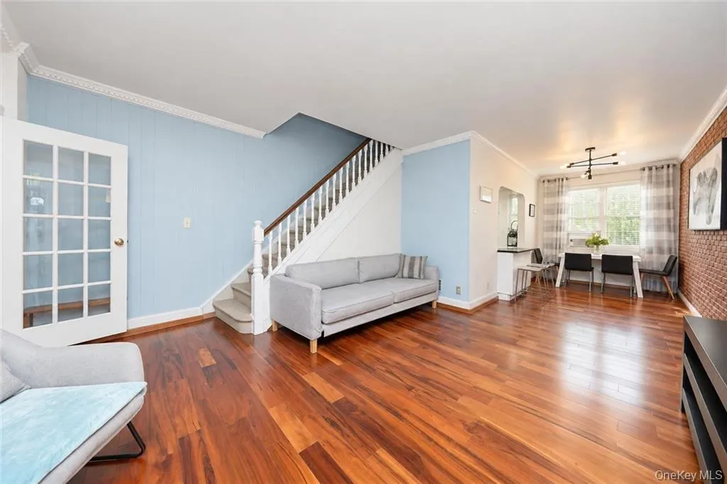 2454 18th Street, New York, NY, 3 Bedrooms Bedrooms, 7 Rooms Rooms,2 BathroomsBathrooms,Residential,For Rent,18th,0,1051086 2454 18th Street, New York, NY, 3 Bedrooms Bedrooms, 7 Rooms Rooms,2 BathroomsBathrooms,Residential,For Rent,18th,0,1051086