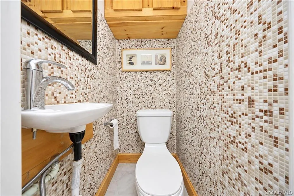 2454 18th Street, New York, NY, 3 Bedrooms Bedrooms, 7 Rooms Rooms,2 BathroomsBathrooms,Residential,For Rent,18th,0,1051086 2454 18th Street, New York, NY, 3 Bedrooms Bedrooms, 7 Rooms Rooms,2 BathroomsBathrooms,Residential,For Rent,18th,0,1051086