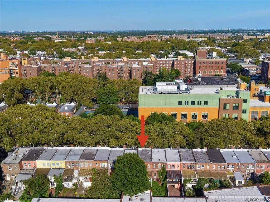 2454 18th Street, New York, NY, 3 Bedrooms Bedrooms, 7 Rooms Rooms,2 BathroomsBathrooms,Residential,For Rent,18th,0,1051086 2454 18th Street, New York, NY, 3 Bedrooms Bedrooms, 7 Rooms Rooms,2 BathroomsBathrooms,Residential,For Rent,18th,0,1051086