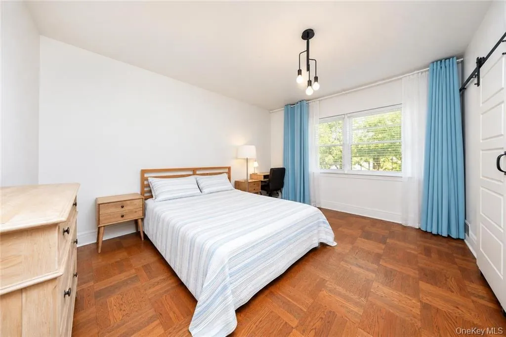 2454 18th Street, New York, NY, 3 Bedrooms Bedrooms, 7 Rooms Rooms,2 BathroomsBathrooms,Residential,For Rent,18th,0,1051086 2454 18th Street, New York, NY, 3 Bedrooms Bedrooms, 7 Rooms Rooms,2 BathroomsBathrooms,Residential,For Rent,18th,0,1051086