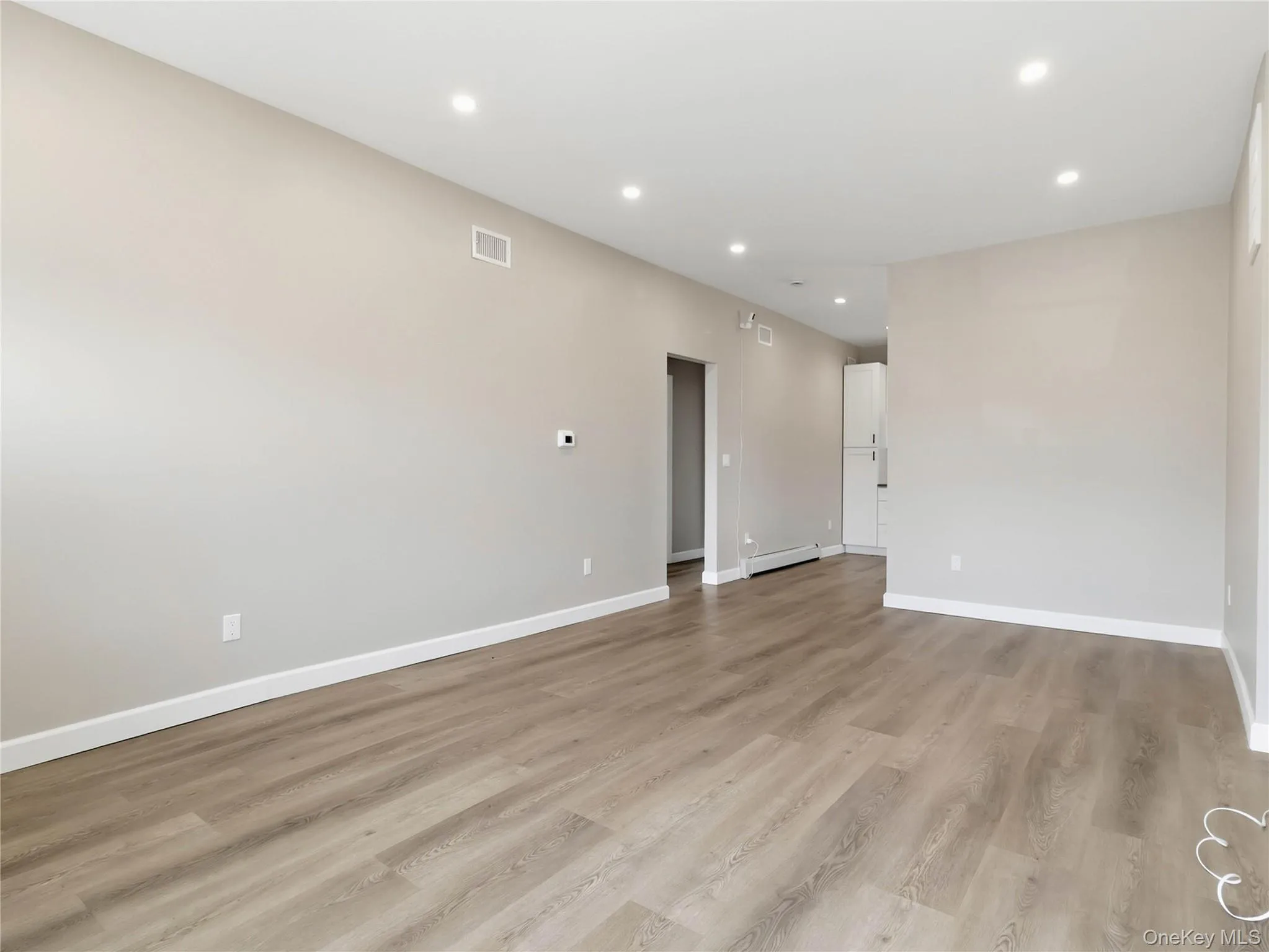 7813 58th Avenue, New York, NY, 3 Bedroom Bedrooms, 7 Room Rooms,1 BathroomBathrooms,Residential Lease,For Rent,58th,0,1051103 7813 58th Avenue, New York, NY, 3 Bedroom Bedrooms, 7 Room Rooms,1 BathroomBathrooms,Residential Lease,For Rent,58th,0,1051103