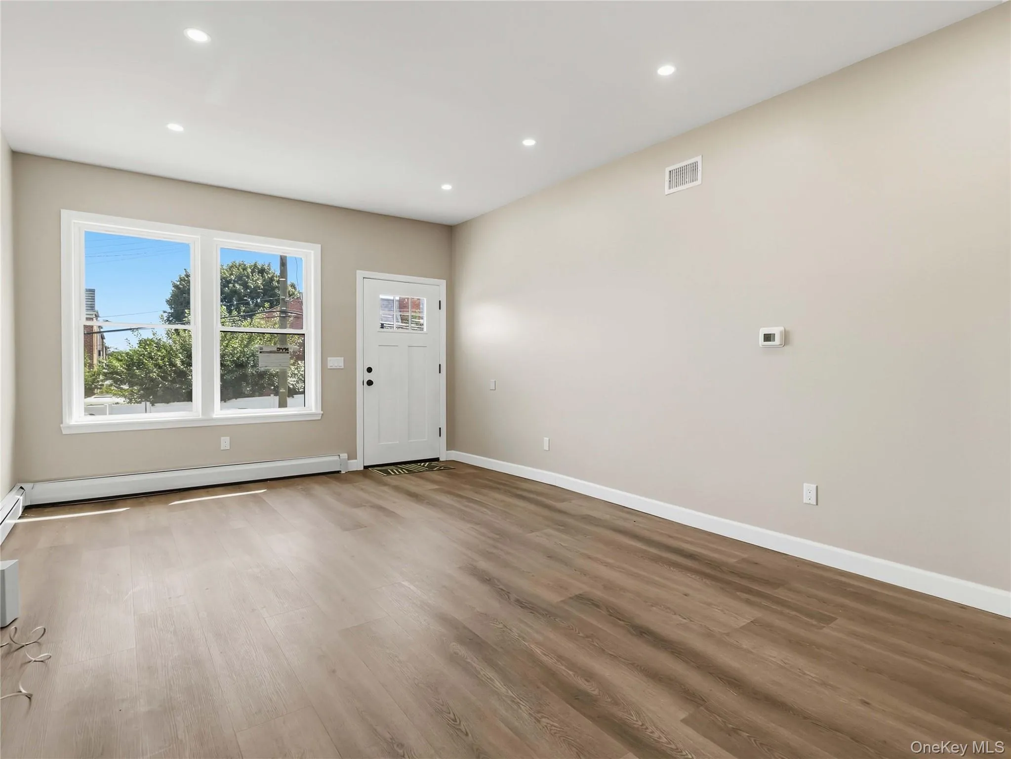 7813 58th Avenue, New York, NY, 3 Bedroom Bedrooms, 7 Room Rooms,1 BathroomBathrooms,Residential Lease,For Rent,58th,0,1051103 7813 58th Avenue, New York, NY, 3 Bedroom Bedrooms, 7 Room Rooms,1 BathroomBathrooms,Residential Lease,For Rent,58th,0,1051103
