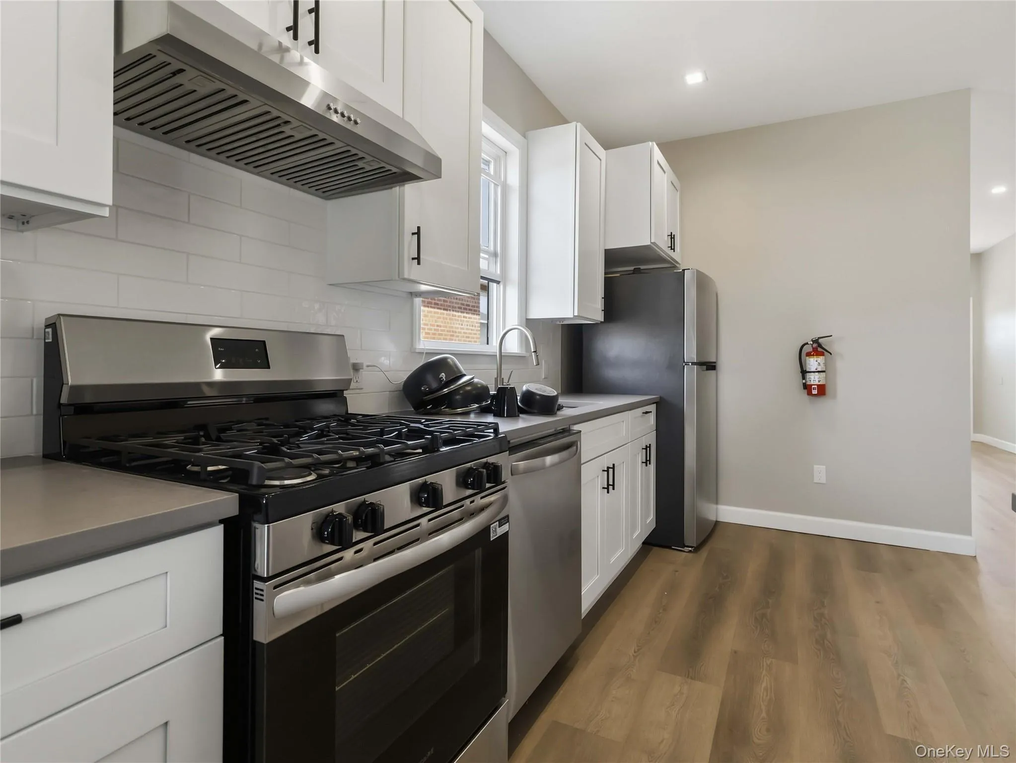 7813 58th Avenue, New York, NY, 3 Bedroom Bedrooms, 7 Room Rooms,1 BathroomBathrooms,Residential Lease,For Rent,58th,0,1051103 7813 58th Avenue, New York, NY, 3 Bedroom Bedrooms, 7 Room Rooms,1 BathroomBathrooms,Residential Lease,For Rent,58th,0,1051103