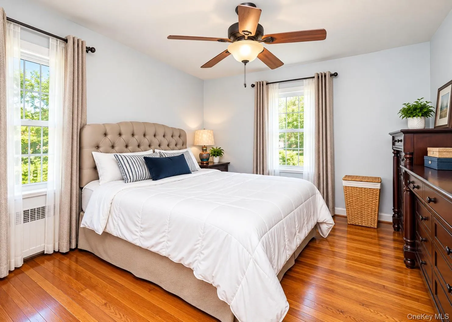 72 Penataquit Avenue, Islip, NY, 3 Bedrooms Bedrooms, 8 Rooms Rooms,1 BathroomBathrooms,Residential,For Rent,Penataquit,0,1051105 72 Penataquit Avenue, Islip, NY, 3 Bedrooms Bedrooms, 8 Rooms Rooms,1 BathroomBathrooms,Residential,For Rent,Penataquit,0,1051105