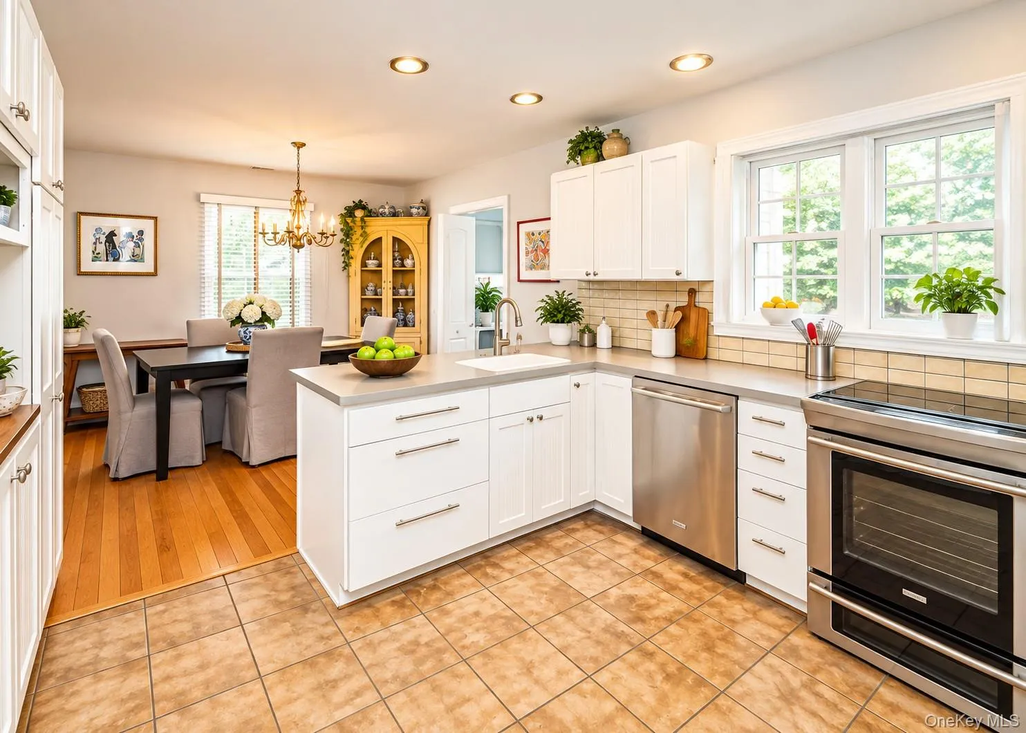 72 Penataquit Avenue, Islip, NY, 3 Bedrooms Bedrooms, 8 Rooms Rooms,1 BathroomBathrooms,Residential,For Rent,Penataquit,0,1051105 72 Penataquit Avenue, Islip, NY, 3 Bedrooms Bedrooms, 8 Rooms Rooms,1 BathroomBathrooms,Residential,For Rent,Penataquit,0,1051105
