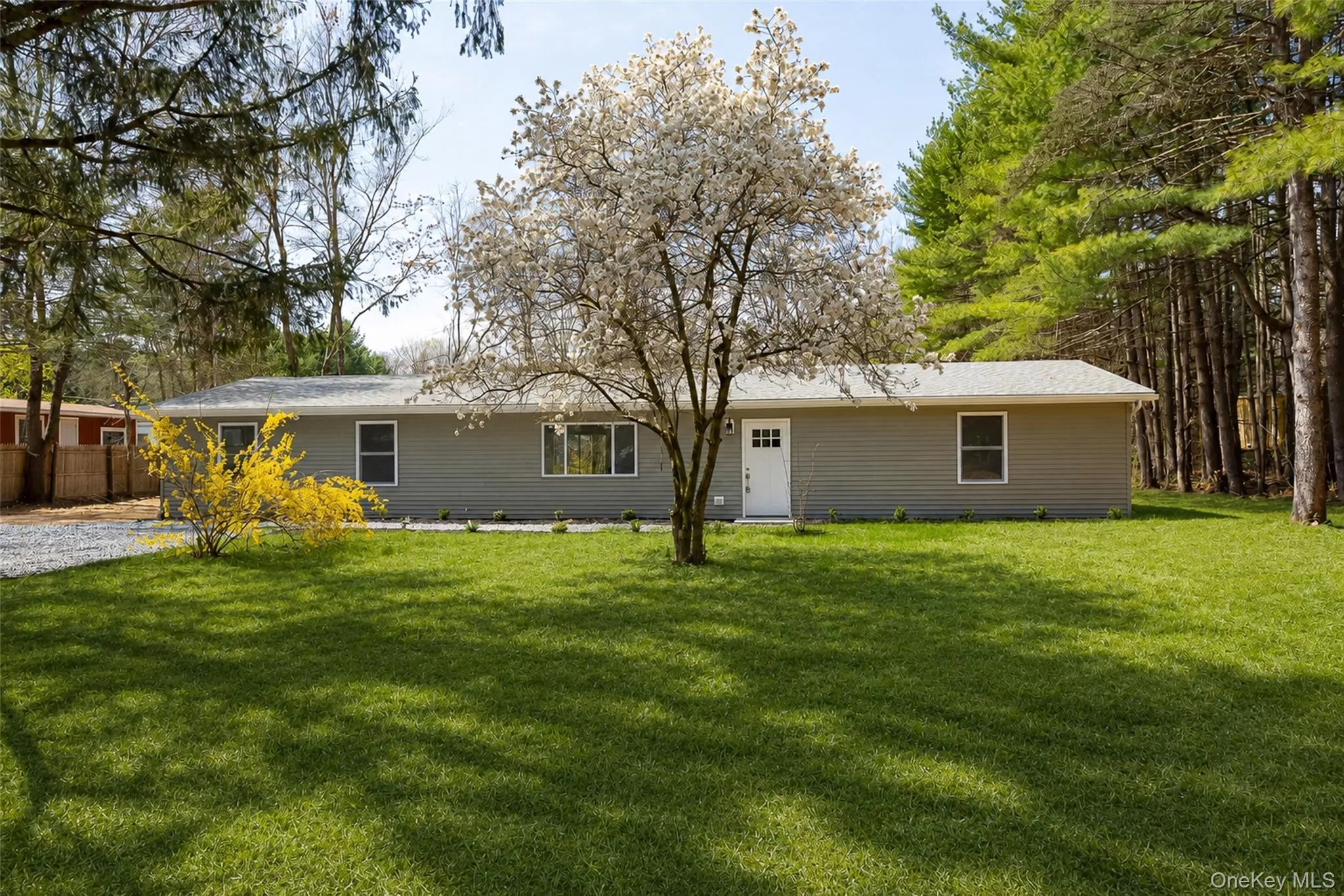 7 Eckelman Drive, Hyde Park, NY, 4 Bedrooms Bedrooms, 8 Rooms Rooms,2 BathroomsBathrooms,Residential Lease,For Rent,Eckelman,0,1051107 7 Eckelman Drive, Hyde Park, NY, 4 Bedrooms Bedrooms, 8 Rooms Rooms,2 BathroomsBathrooms,Residential Lease,For Rent,Eckelman,0,1051107