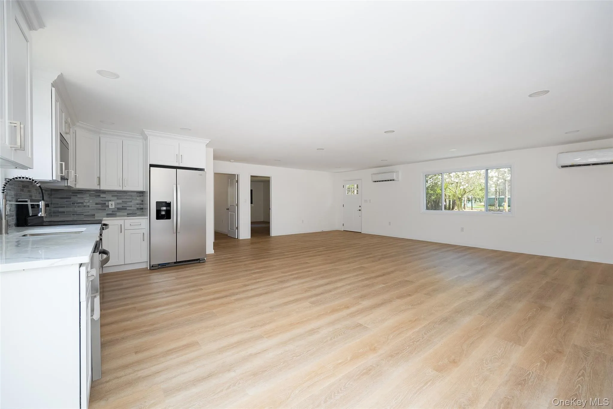 7 Eckelman Drive, Hyde Park, NY, 4 Bedrooms Bedrooms, 8 Rooms Rooms,2 BathroomsBathrooms,Residential Lease,For Rent,Eckelman,0,1051107 7 Eckelman Drive, Hyde Park, NY, 4 Bedrooms Bedrooms, 8 Rooms Rooms,2 BathroomsBathrooms,Residential Lease,For Rent,Eckelman,0,1051107