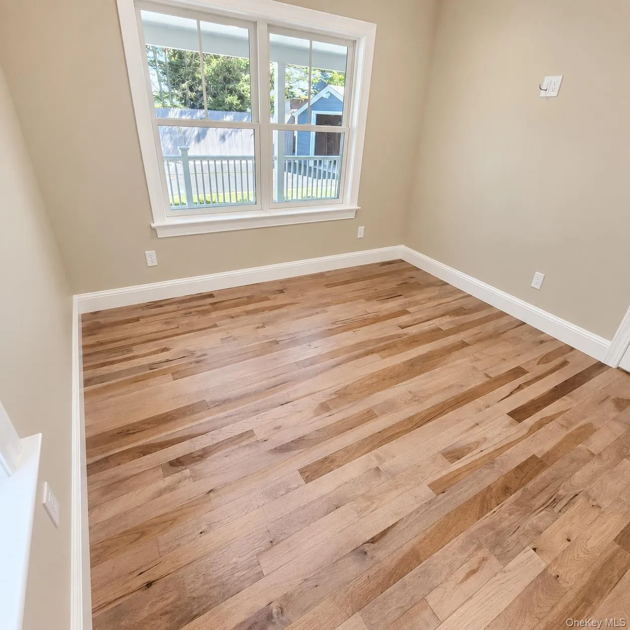 5 Lane G, Huntington, NY, 3 Bedrooms Bedrooms, 9 Rooms Rooms,2 BathroomsBathrooms,Residential,For Rent,Lane G,0,1051108 5 Lane G, Huntington, NY, 3 Bedrooms Bedrooms, 9 Rooms Rooms,2 BathroomsBathrooms,Residential,For Rent,Lane G,0,1051108