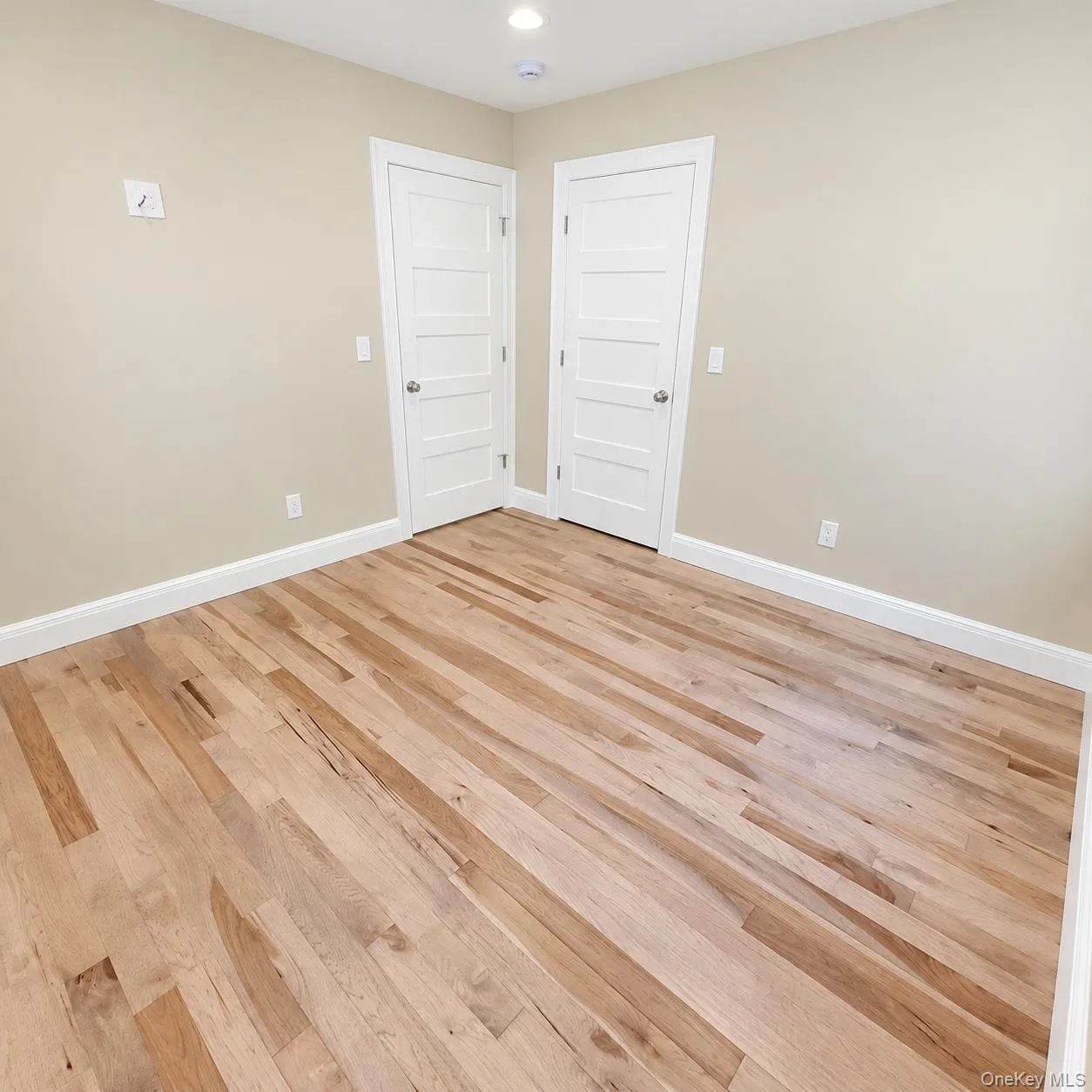 5 Lane G, Huntington, NY, 3 Bedrooms Bedrooms, 9 Rooms Rooms,2 BathroomsBathrooms,Residential,For Rent,Lane G,0,1051108 5 Lane G, Huntington, NY, 3 Bedrooms Bedrooms, 9 Rooms Rooms,2 BathroomsBathrooms,Residential,For Rent,Lane G,0,1051108