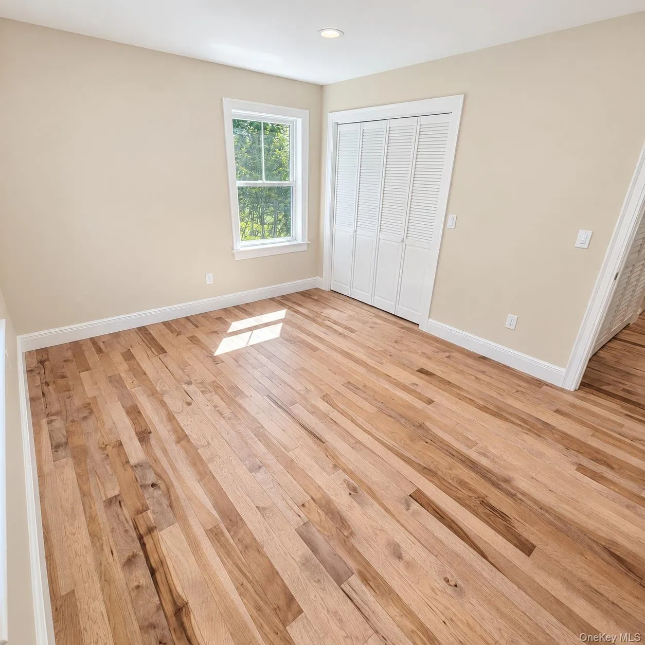 5 Lane G, Huntington, NY, 3 Bedrooms Bedrooms, 9 Rooms Rooms,2 BathroomsBathrooms,Residential,For Rent,Lane G,0,1051108 5 Lane G, Huntington, NY, 3 Bedrooms Bedrooms, 9 Rooms Rooms,2 BathroomsBathrooms,Residential,For Rent,Lane G,0,1051108