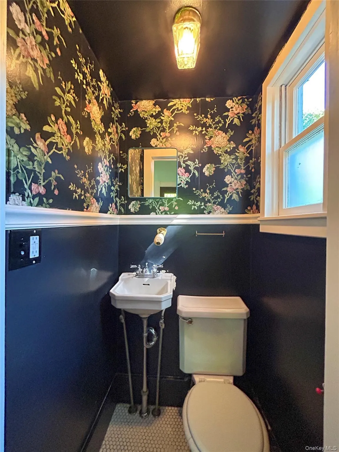 70 Store Road, Rochester, NY, 3 Bedrooms Bedrooms, 7 Rooms Rooms,1 BathroomBathrooms,Residential Lease,For Rent,Store,0,1051109 70 Store Road, Rochester, NY, 3 Bedrooms Bedrooms, 7 Rooms Rooms,1 BathroomBathrooms,Residential Lease,For Rent,Store,0,1051109