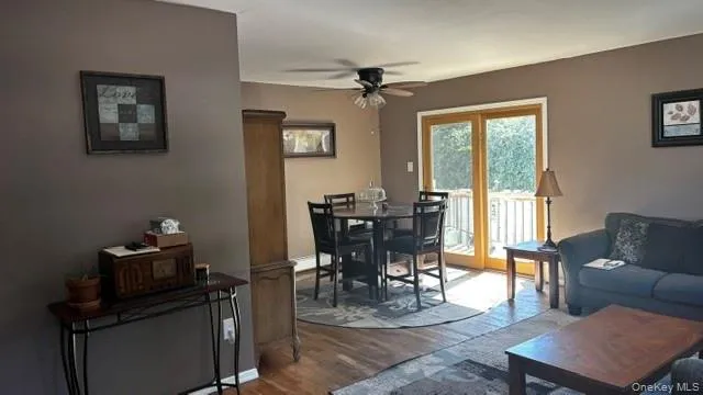 12 Chance Place, West Babylon, NY, 3 Bedrooms Bedrooms, 5 Rooms Rooms,2 BathroomsBathrooms,Residential,For Rent,Chance,0,1051112 12 Chance Place, West Babylon, NY, 3 Bedrooms Bedrooms, 5 Rooms Rooms,2 BathroomsBathrooms,Residential,For Rent,Chance,0,1051112