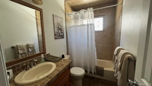 12 Chance Place, West Babylon, NY, 3 Bedrooms Bedrooms, 5 Rooms Rooms,2 BathroomsBathrooms,Residential,For Rent,Chance,0,1051112 12 Chance Place, West Babylon, NY, 3 Bedrooms Bedrooms, 5 Rooms Rooms,2 BathroomsBathrooms,Residential,For Rent,Chance,0,1051112