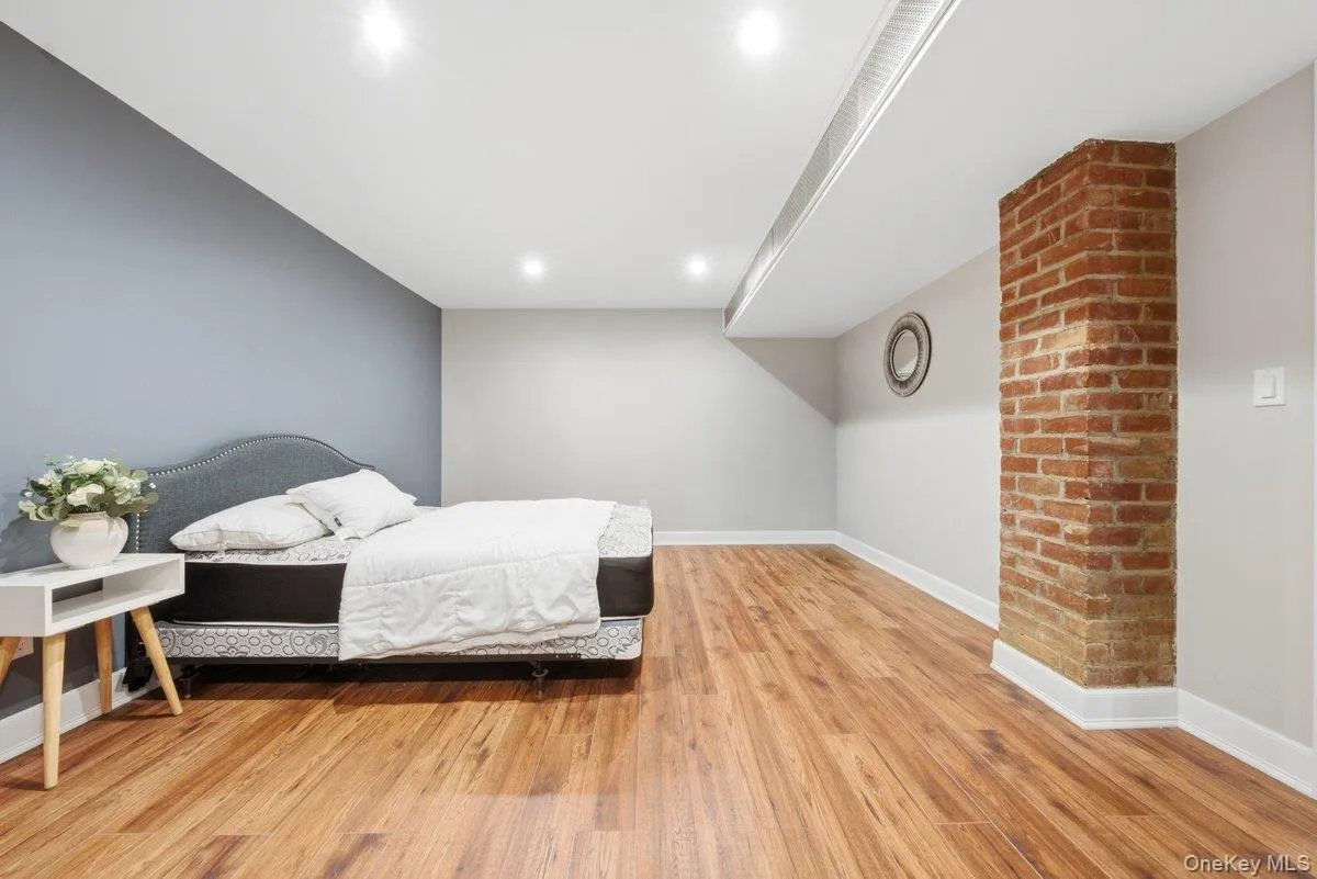 197 Saint Johns Avenue, Yonkers, NY, 3 Bedrooms Bedrooms, 10 Rooms Rooms,3 BathroomsBathrooms,Residential,For Rent,Saint Johns,0,1051116 197 Saint Johns Avenue, Yonkers, NY, 3 Bedrooms Bedrooms, 10 Rooms Rooms,3 BathroomsBathrooms,Residential,For Rent,Saint Johns,0,1051116