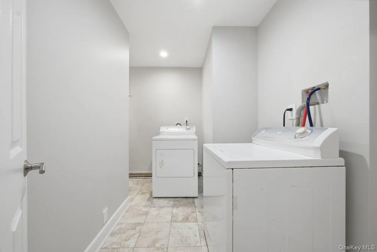 197 Saint Johns Avenue, Yonkers, NY, 3 Bedrooms Bedrooms, 10 Rooms Rooms,3 BathroomsBathrooms,Residential,For Rent,Saint Johns,0,1051116 197 Saint Johns Avenue, Yonkers, NY, 3 Bedrooms Bedrooms, 10 Rooms Rooms,3 BathroomsBathrooms,Residential,For Rent,Saint Johns,0,1051116