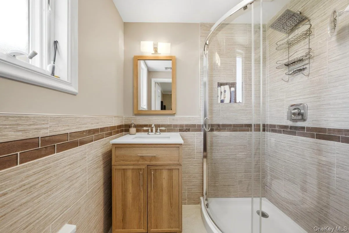 197 Saint Johns Avenue, Yonkers, NY, 3 Bedrooms Bedrooms, 10 Rooms Rooms,3 BathroomsBathrooms,Residential,For Rent,Saint Johns,0,1051116 197 Saint Johns Avenue, Yonkers, NY, 3 Bedrooms Bedrooms, 10 Rooms Rooms,3 BathroomsBathrooms,Residential,For Rent,Saint Johns,0,1051116