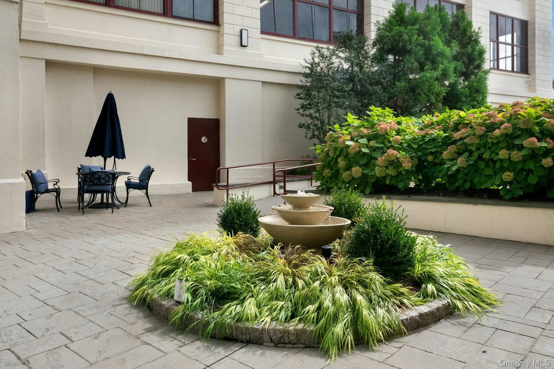 Part of Rivervue's lovely courtyard Part of Rivervue's lovely courtyard