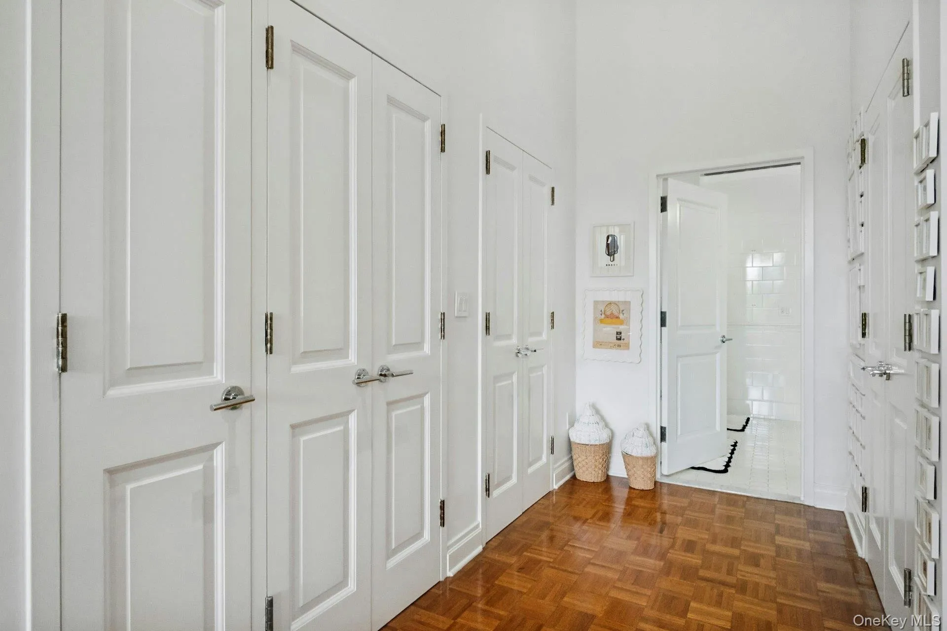 Abundance of closet space Abundance of closet space