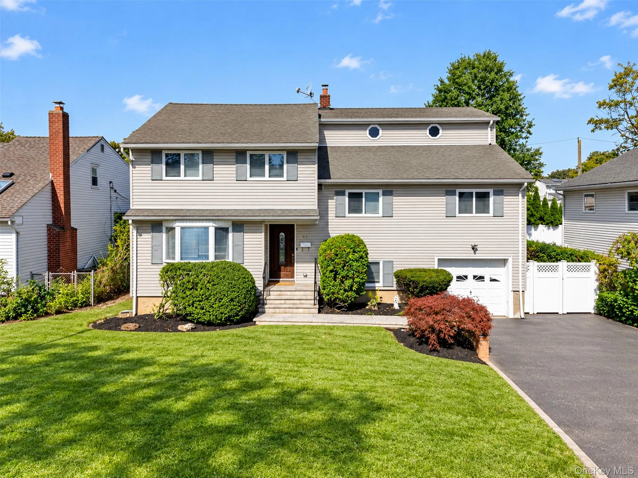 11 Lincrest Street, Oyster Bay, NY, 5 Bedrooms Bedrooms, 8 Rooms Rooms,3 BathroomsBathrooms,Residential,For Rent,Lincrest,0,1051121 11 Lincrest Street, Oyster Bay, NY, 5 Bedrooms Bedrooms, 8 Rooms Rooms,3 BathroomsBathrooms,Residential,For Rent,Lincrest,0,1051121