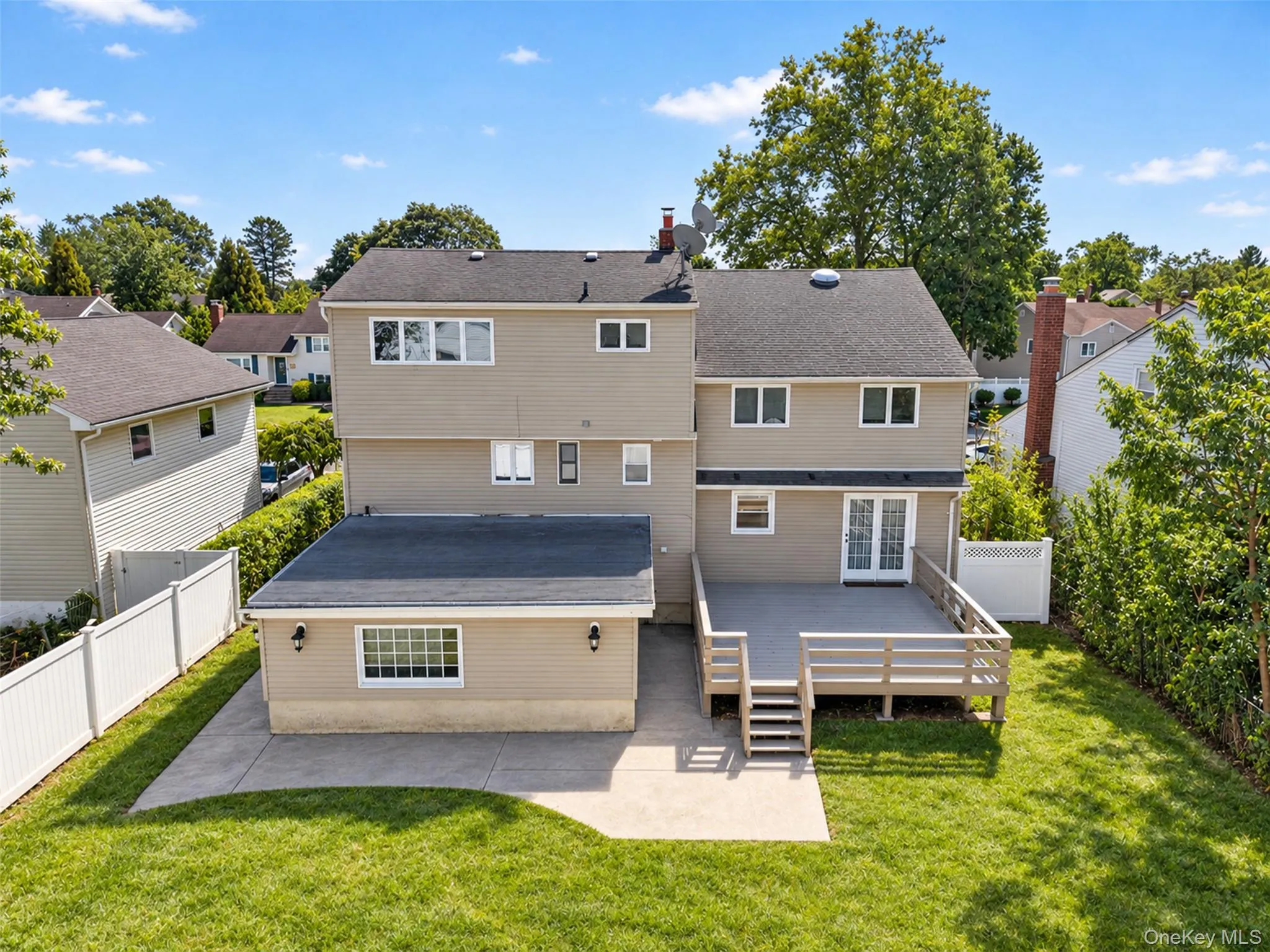 11 Lincrest Street, Oyster Bay, NY, 5 Bedrooms Bedrooms, 8 Rooms Rooms,3 BathroomsBathrooms,Residential,For Rent,Lincrest,0,1051121 11 Lincrest Street, Oyster Bay, NY, 5 Bedrooms Bedrooms, 8 Rooms Rooms,3 BathroomsBathrooms,Residential,For Rent,Lincrest,0,1051121
