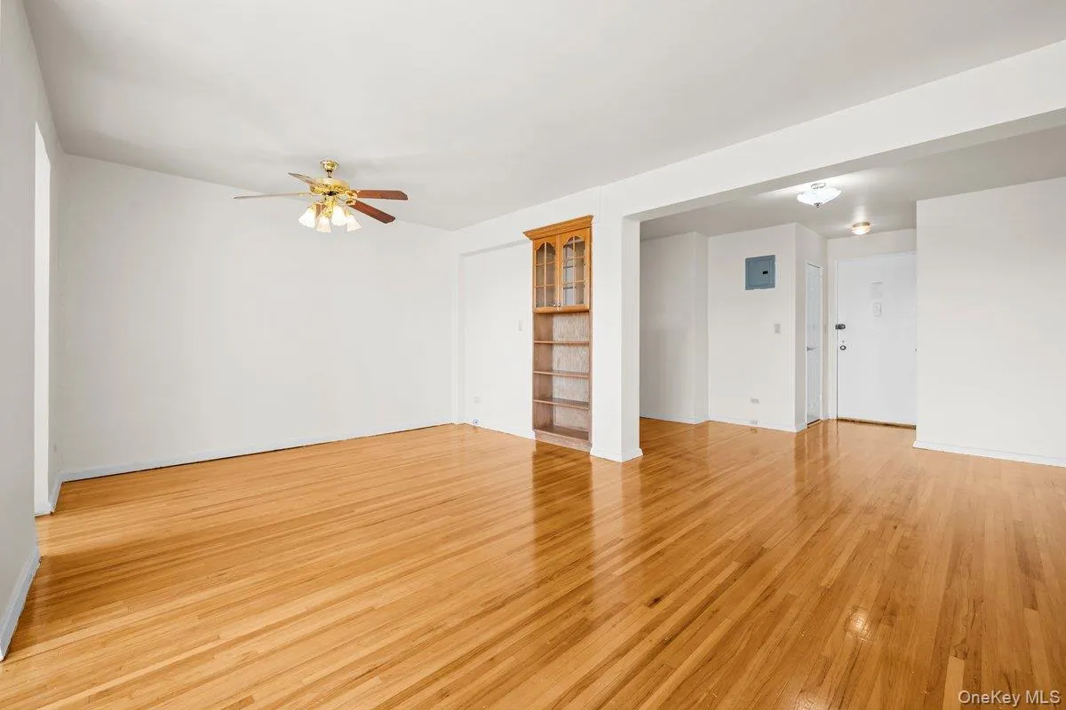 6300 Riverdale Avenue, New York, NY, 1 Bedroom Bedrooms, 3 Rooms Rooms,1 BathroomBathrooms,Residential,For Rent,Riverdale,0,1051123 6300 Riverdale Avenue, New York, NY, 1 Bedroom Bedrooms, 3 Rooms Rooms,1 BathroomBathrooms,Residential,For Rent,Riverdale,0,1051123