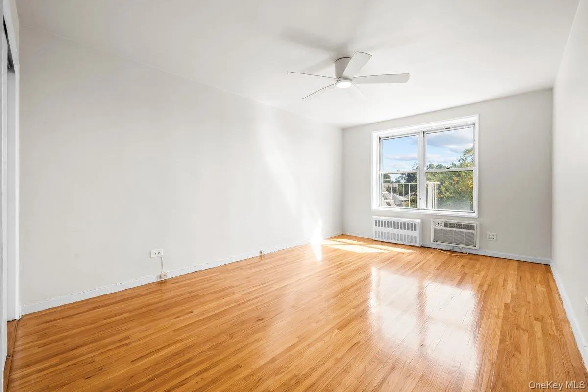 6300 Riverdale Avenue, New York, NY, 1 Bedroom Bedrooms, 3 Rooms Rooms,1 BathroomBathrooms,Residential,For Rent,Riverdale,0,1051123 6300 Riverdale Avenue, New York, NY, 1 Bedroom Bedrooms, 3 Rooms Rooms,1 BathroomBathrooms,Residential,For Rent,Riverdale,0,1051123