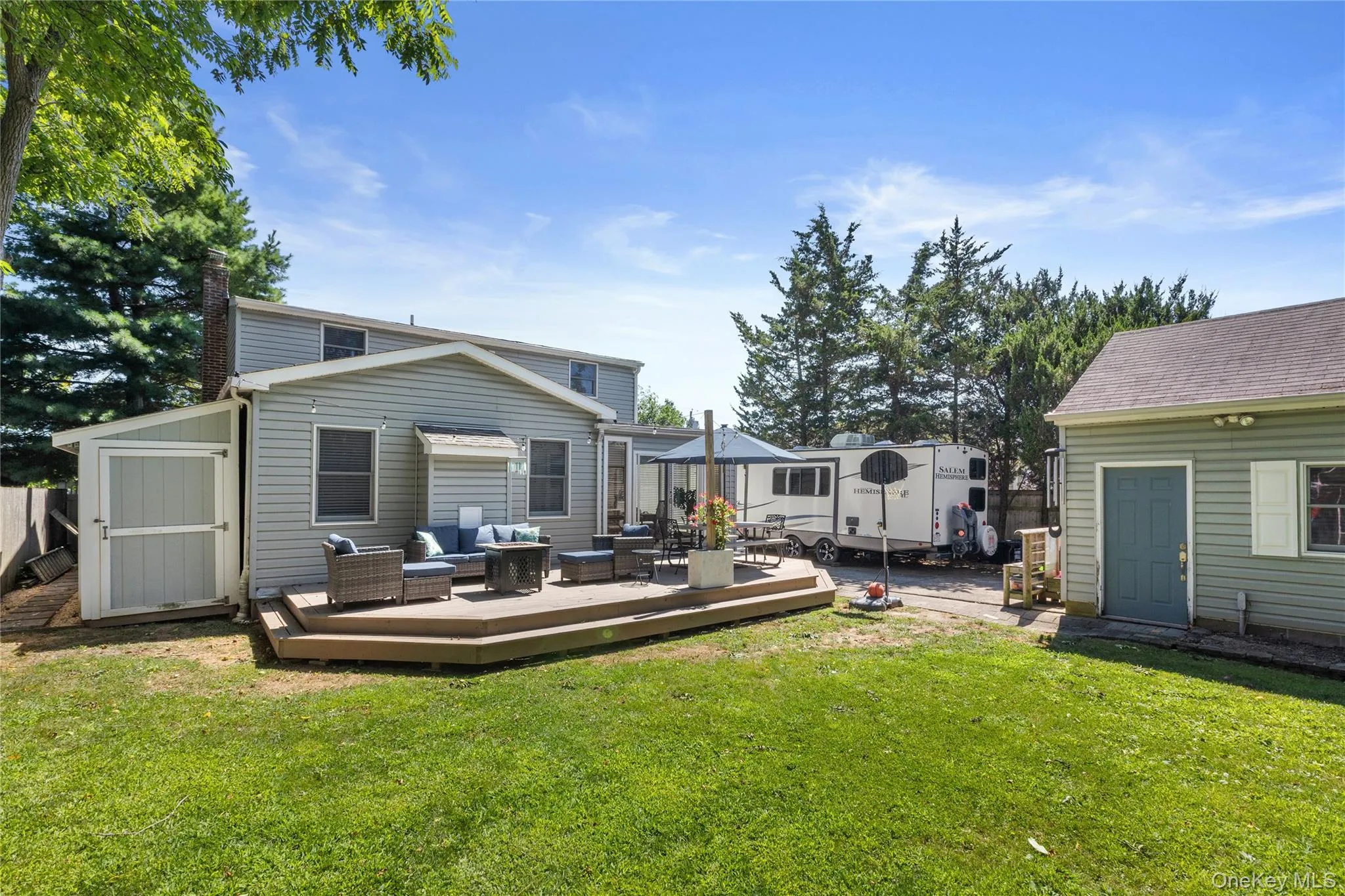 124 Smith Avenue, Islip, NY, 3 Bedrooms Bedrooms, 9 Rooms Rooms,2 BathroomsBathrooms,Residential,For Rent,Smith,0,1051127 124 Smith Avenue, Islip, NY, 3 Bedrooms Bedrooms, 9 Rooms Rooms,2 BathroomsBathrooms,Residential,For Rent,Smith,0,1051127