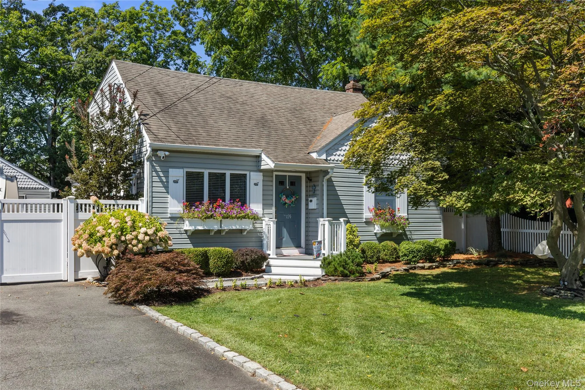 124 Smith Avenue, Islip, NY, 3 Bedrooms Bedrooms, 9 Rooms Rooms,2 BathroomsBathrooms,Residential,For Rent,Smith,0,1051127 124 Smith Avenue, Islip, NY, 3 Bedrooms Bedrooms, 9 Rooms Rooms,2 BathroomsBathrooms,Residential,For Rent,Smith,0,1051127