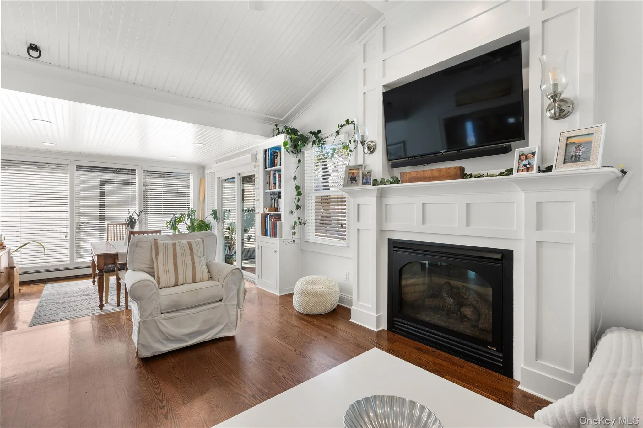 124 Smith Avenue, Islip, NY, 3 Bedrooms Bedrooms, 9 Rooms Rooms,2 BathroomsBathrooms,Residential,For Rent,Smith,0,1051127 124 Smith Avenue, Islip, NY, 3 Bedrooms Bedrooms, 9 Rooms Rooms,2 BathroomsBathrooms,Residential,For Rent,Smith,0,1051127