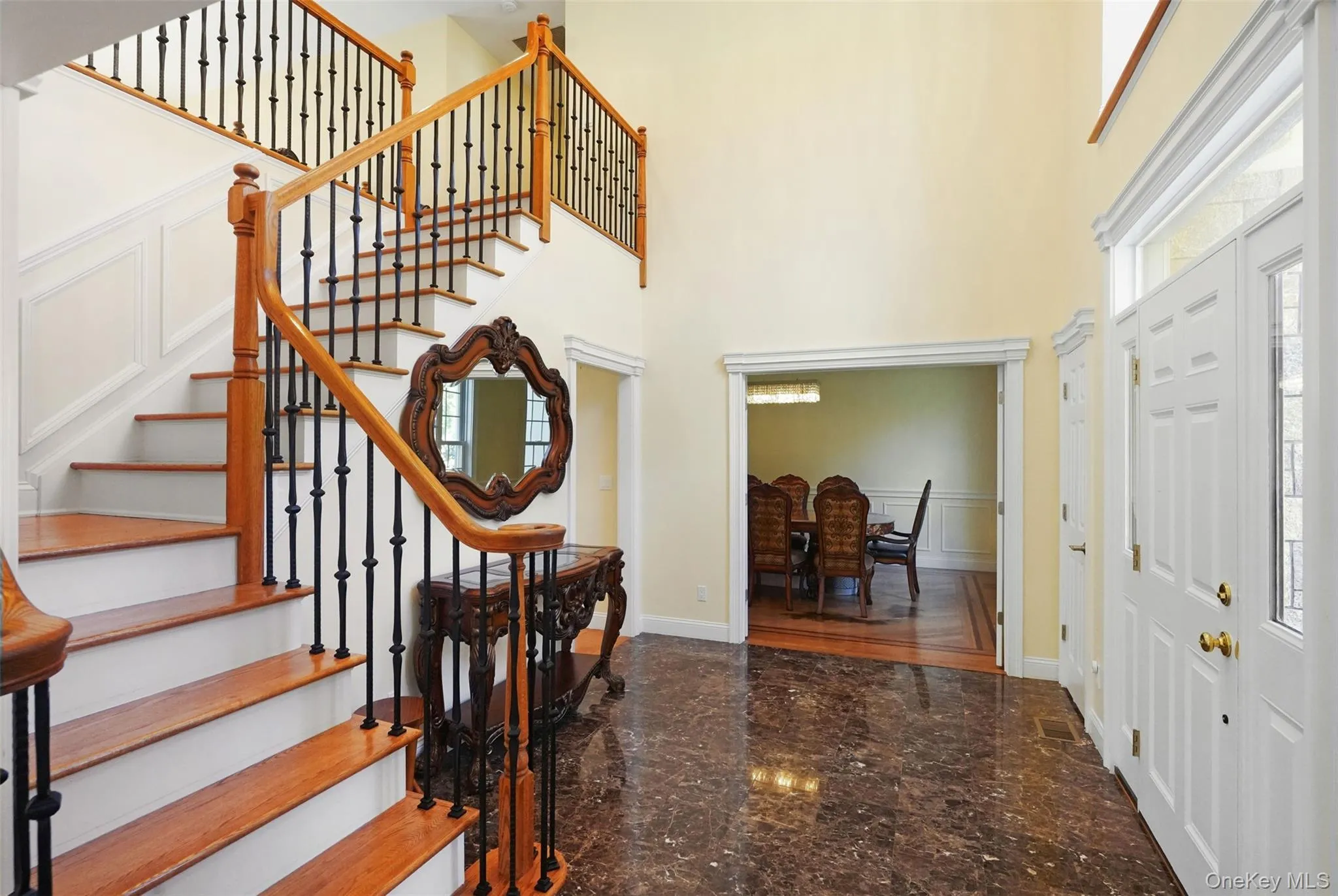 Foyer Foyer
