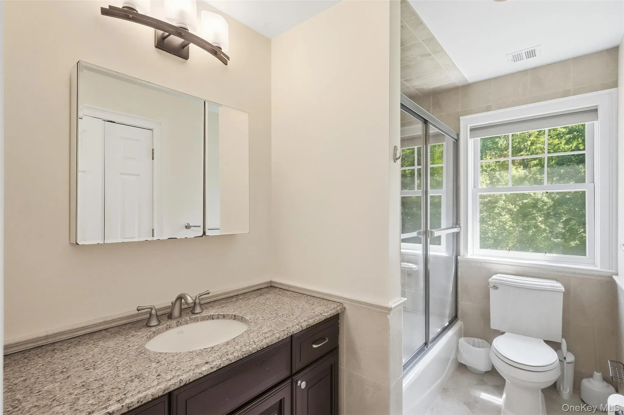 Upstairs full bathroom Upstairs full bathroom