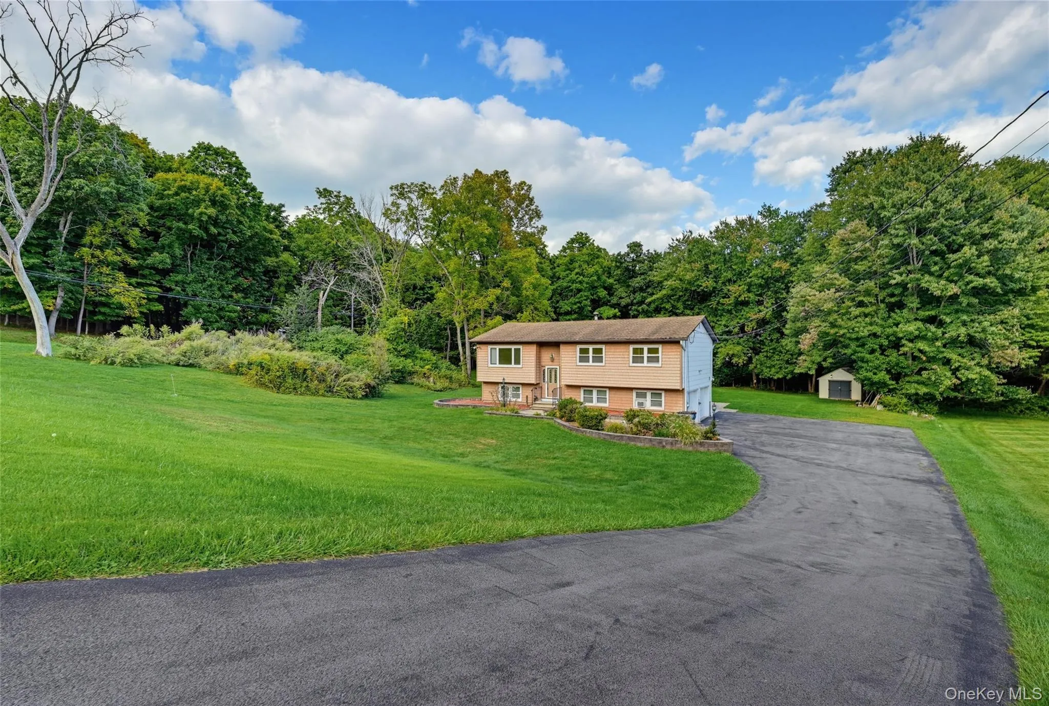 70 Bayberry Drive, Monroe, NY, 3 Bedrooms Bedrooms, 5 Rooms Rooms,1 BathroomBathrooms,Residential,For Rent,Bayberry,0,1051134 70 Bayberry Drive, Monroe, NY, 3 Bedrooms Bedrooms, 5 Rooms Rooms,1 BathroomBathrooms,Residential,For Rent,Bayberry,0,1051134