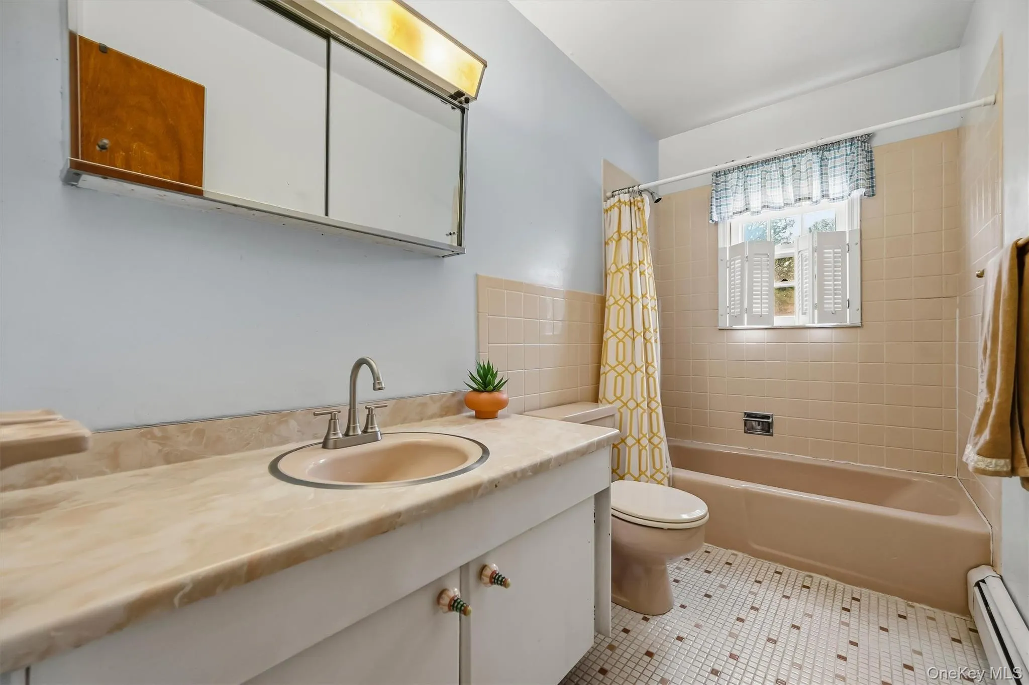 Tiled hall bath Tiled hall bath