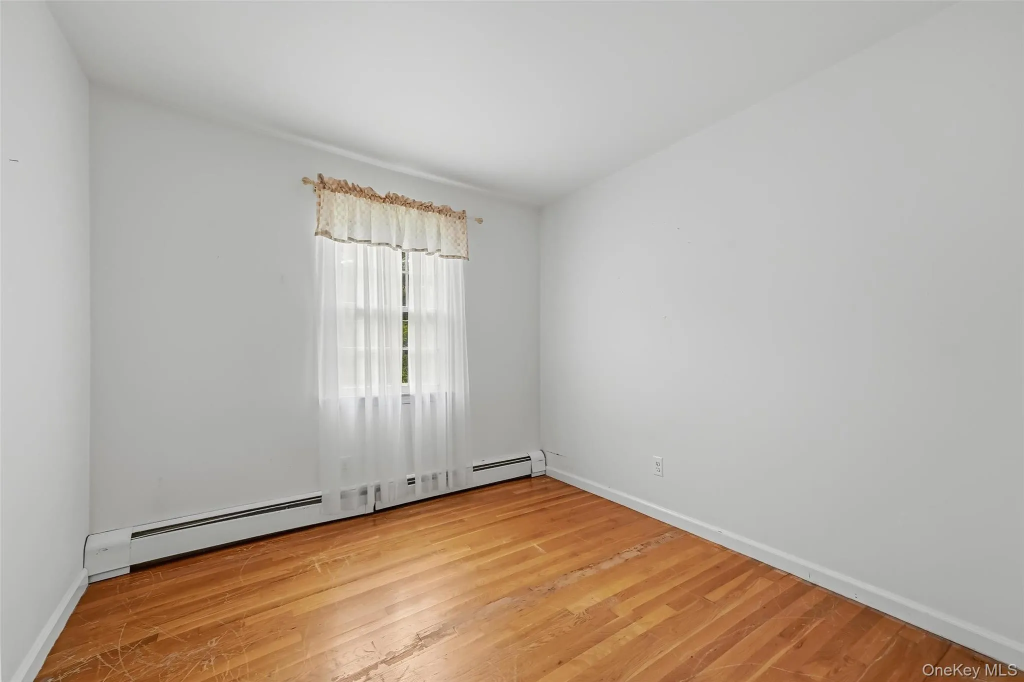 Bedroom #3 also has hardwood floors Bedroom #3 also has hardwood floors