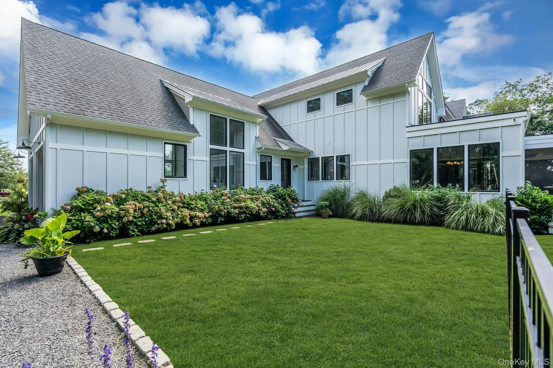 712 Hubbard Avenue, Riverhead, NY, 4 Bedrooms Bedrooms, 10 Rooms Rooms,4 BathroomsBathrooms,Residential,For Rent,Hubbard,0,1051138 712 Hubbard Avenue, Riverhead, NY, 4 Bedrooms Bedrooms, 10 Rooms Rooms,4 BathroomsBathrooms,Residential,For Rent,Hubbard,0,1051138