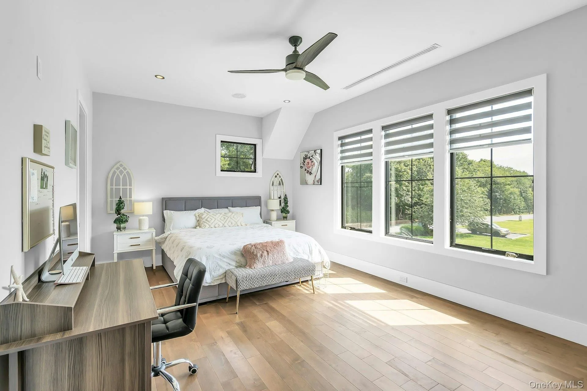 712 Hubbard Avenue, Riverhead, NY, 4 Bedrooms Bedrooms, 10 Rooms Rooms,4 BathroomsBathrooms,Residential,For Rent,Hubbard,0,1051138 712 Hubbard Avenue, Riverhead, NY, 4 Bedrooms Bedrooms, 10 Rooms Rooms,4 BathroomsBathrooms,Residential,For Rent,Hubbard,0,1051138