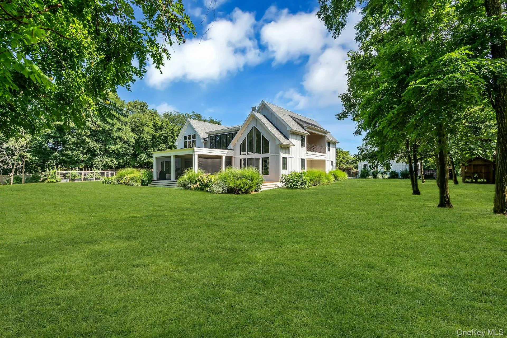 712 Hubbard Avenue, Riverhead, NY, 4 Bedrooms Bedrooms, 10 Rooms Rooms,4 BathroomsBathrooms,Residential,For Rent,Hubbard,0,1051138 712 Hubbard Avenue, Riverhead, NY, 4 Bedrooms Bedrooms, 10 Rooms Rooms,4 BathroomsBathrooms,Residential,For Rent,Hubbard,0,1051138