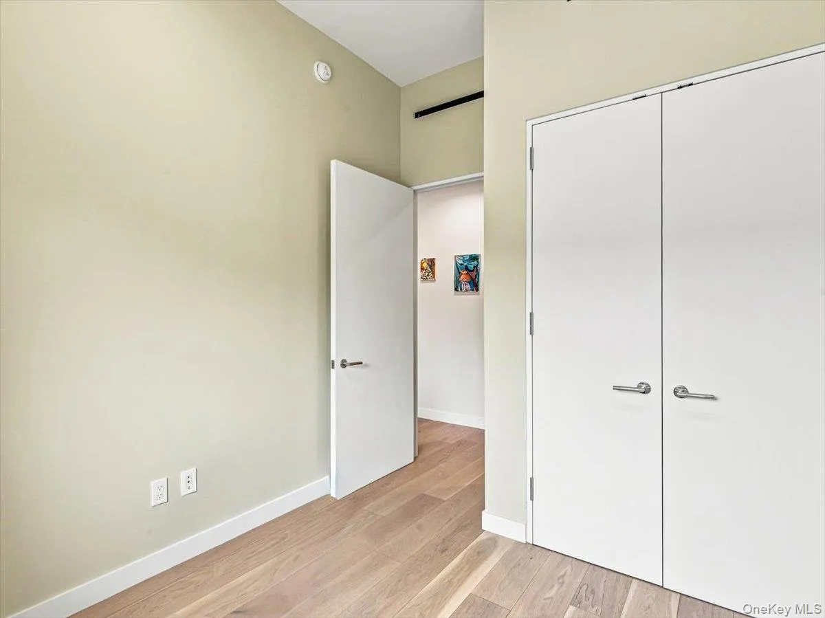 2121 31st Street, New York, NY, 3 Bedrooms Bedrooms, 6 Rooms Rooms,2 BathroomsBathrooms,Residential,For Rent,31st,0,1051141 2121 31st Street, New York, NY, 3 Bedrooms Bedrooms, 6 Rooms Rooms,2 BathroomsBathrooms,Residential,For Rent,31st,0,1051141