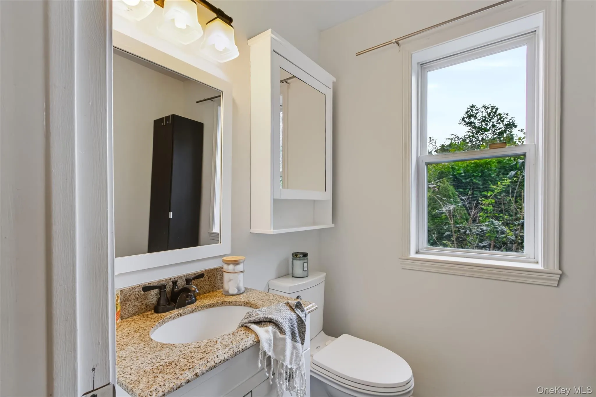 28 Church Farm Road, Gardiner, NY, 3 Bedrooms Bedrooms, 8 Rooms Rooms,2 BathroomsBathrooms,Residential,For Rent,Church Farm,0,1051142 28 Church Farm Road, Gardiner, NY, 3 Bedrooms Bedrooms, 8 Rooms Rooms,2 BathroomsBathrooms,Residential,For Rent,Church Farm,0,1051142