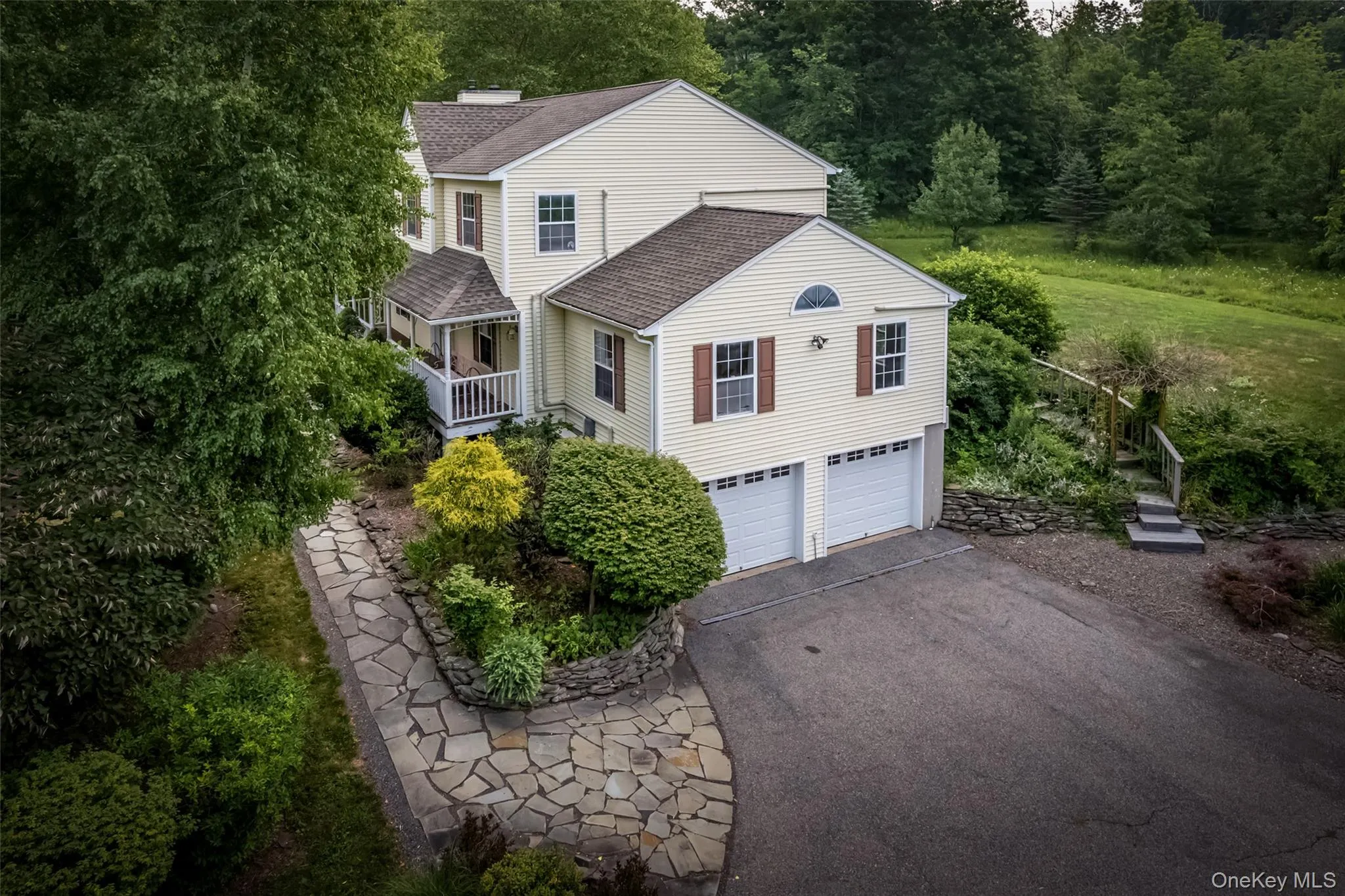 28 Church Farm Road, Gardiner, NY, 3 Bedrooms Bedrooms, 8 Rooms Rooms,2 BathroomsBathrooms,Residential,For Rent,Church Farm,0,1051142 28 Church Farm Road, Gardiner, NY, 3 Bedrooms Bedrooms, 8 Rooms Rooms,2 BathroomsBathrooms,Residential,For Rent,Church Farm,0,1051142