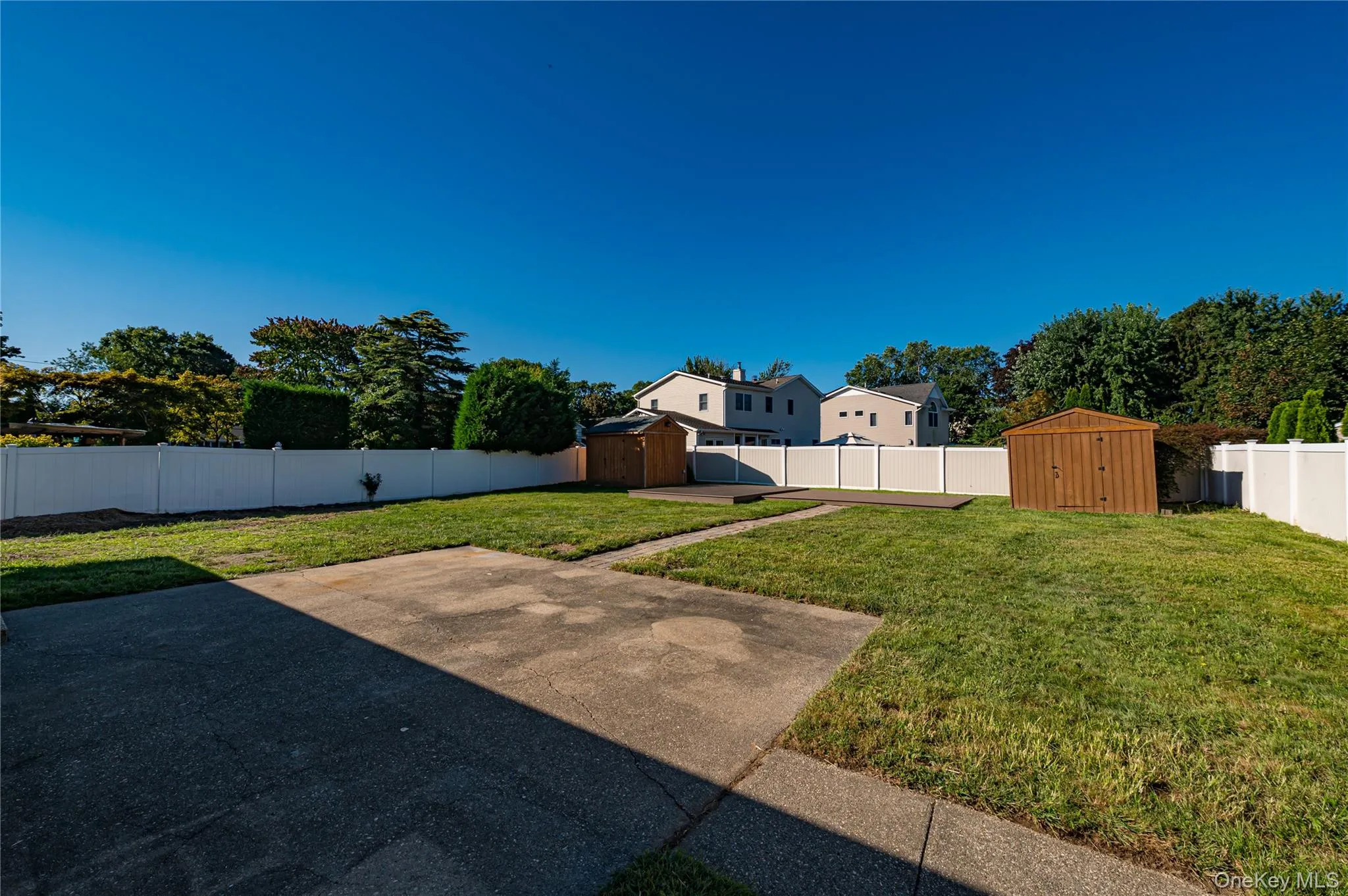 6 Evy Court, Islip, NY, 3 Bedrooms Bedrooms, 7 Rooms Rooms,3 BathroomsBathrooms,Residential,For Rent,Evy,0,1051145 6 Evy Court, Islip, NY, 3 Bedrooms Bedrooms, 7 Rooms Rooms,3 BathroomsBathrooms,Residential,For Rent,Evy,0,1051145