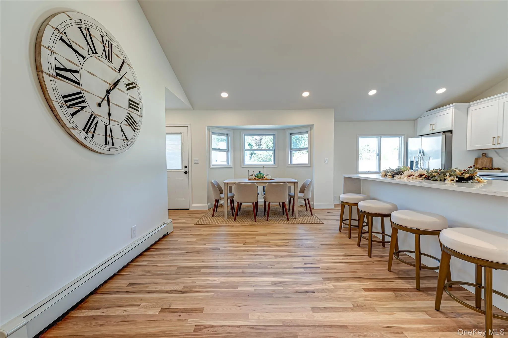 6 Evy Court, Islip, NY, 3 Bedrooms Bedrooms, 7 Rooms Rooms,3 BathroomsBathrooms,Residential,For Rent,Evy,0,1051145 6 Evy Court, Islip, NY, 3 Bedrooms Bedrooms, 7 Rooms Rooms,3 BathroomsBathrooms,Residential,For Rent,Evy,0,1051145